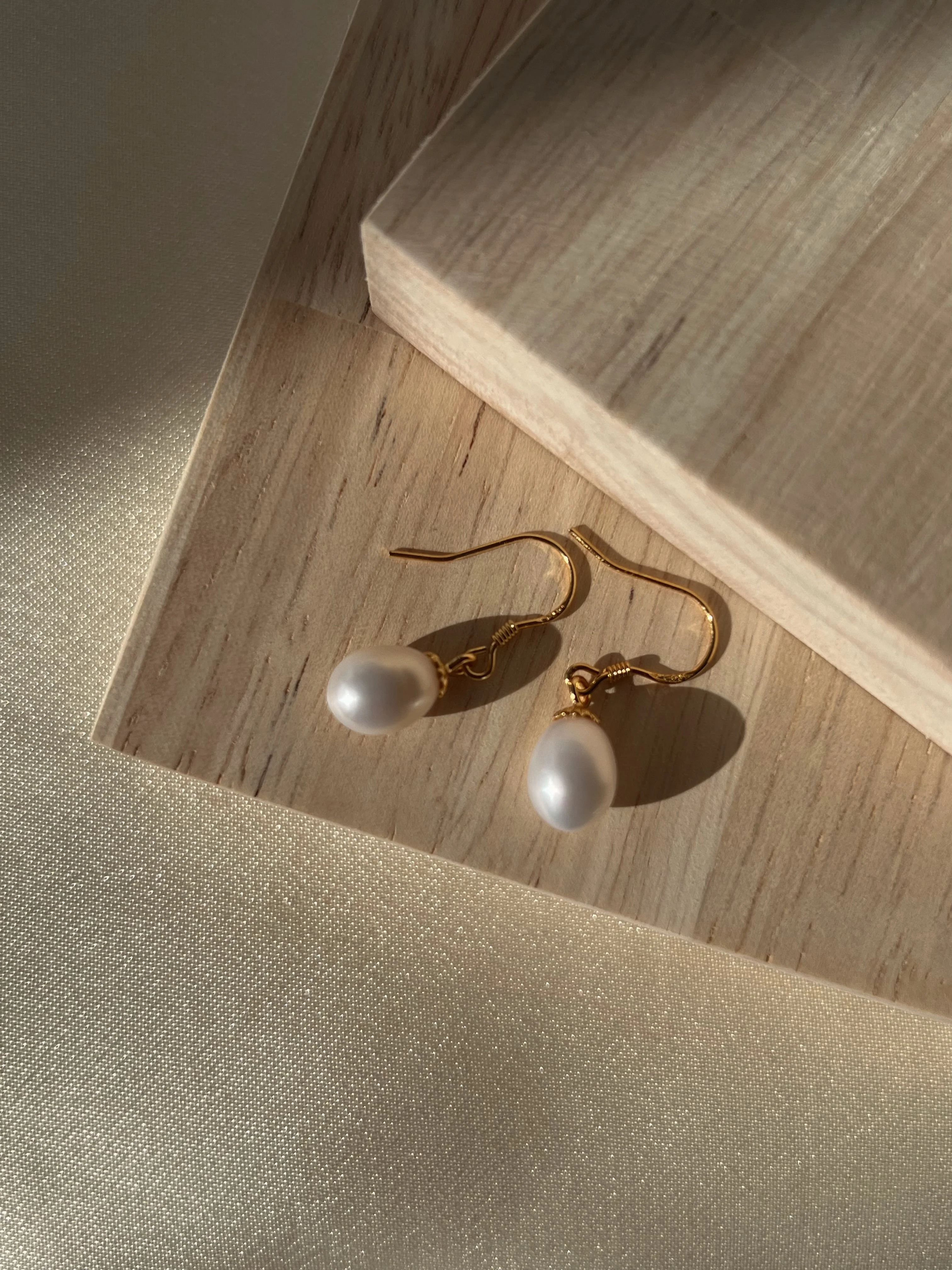 Pearl Earrings - Image 2